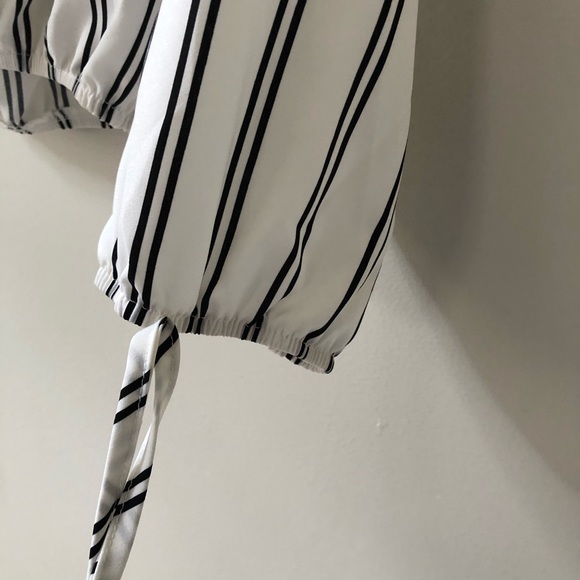 White & Black Striped Crop Top (M) - Picture 4 of 4